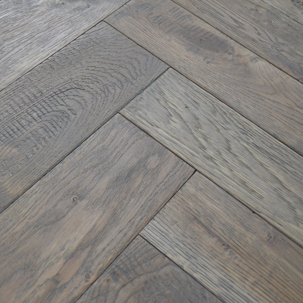 Essentials Olive Stain Herringbone