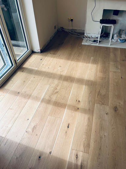 Invisible Oak Engineered Flooring 14mm x 190mm